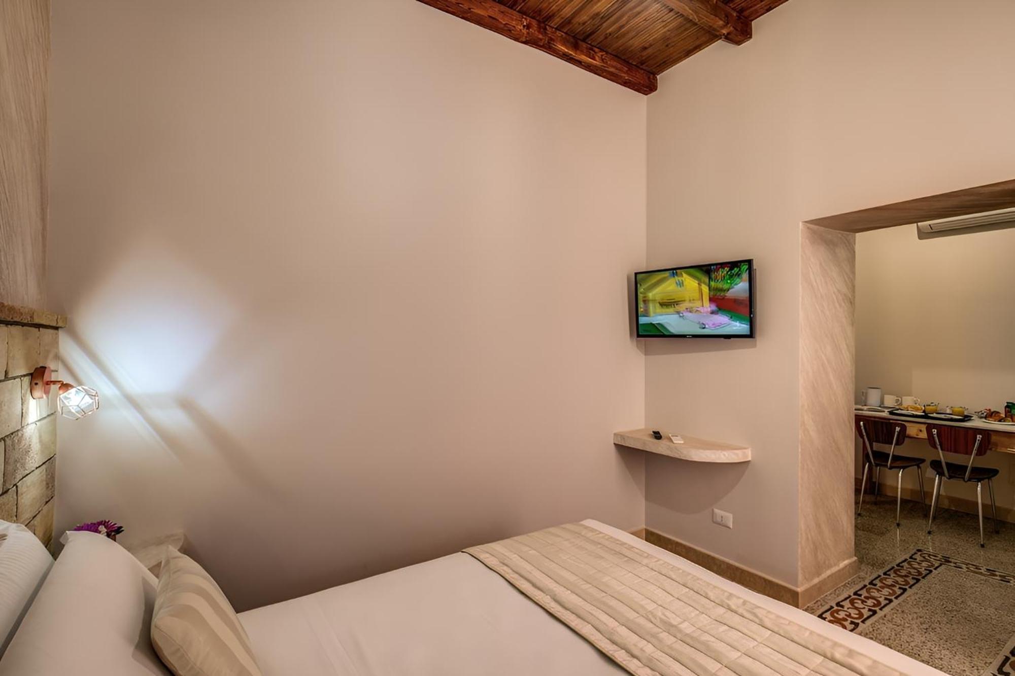 Colosseo Accomodation Room Guest House Rome Buitenkant foto